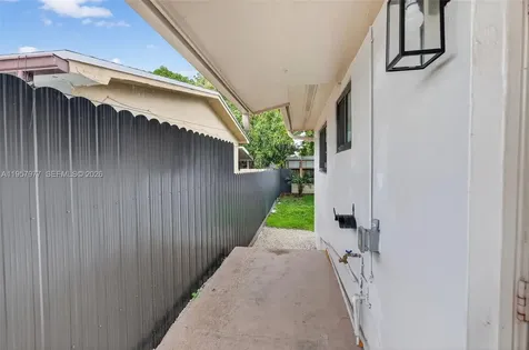 4727 NW 4th Street Miami FL 33126