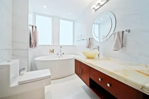 18201 Collins Avenue Sunny Isles Beach FL 33160