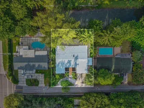 7132 SW 65th Avenue South Miami FL 33143