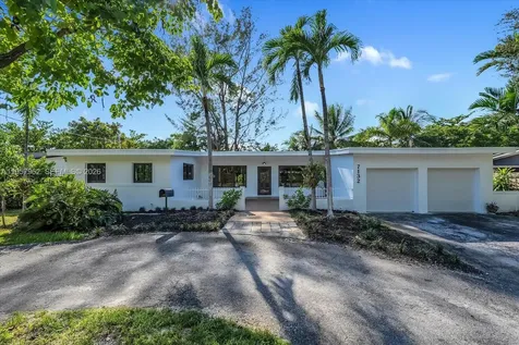 7132 SW 65th Avenue South Miami FL 33143