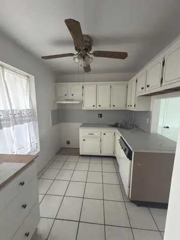 5800 NW 64th Avenue Tamarac FL 33319