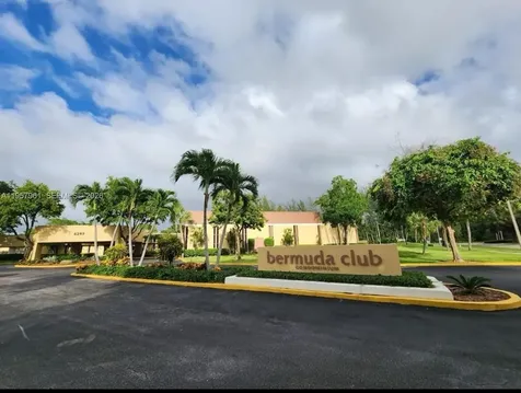 5800 NW 64th Avenue Tamarac FL 33319