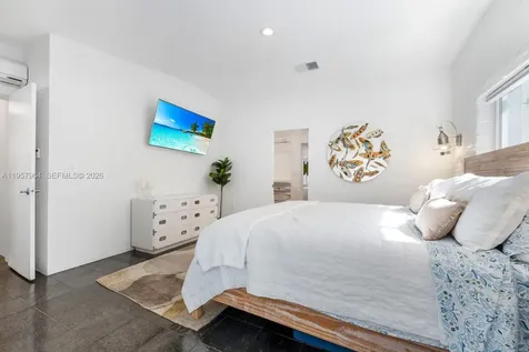 5100 SW 75th Street Miami FL 33143