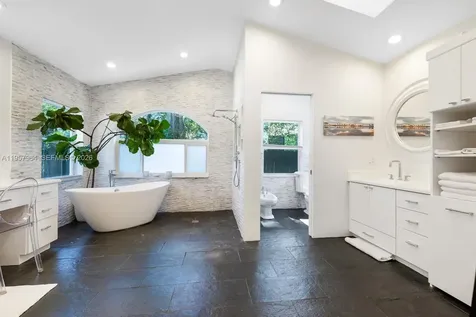 5100 SW 75th Street Miami FL 33143