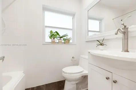 5100 SW 75th Street Miami FL 33143