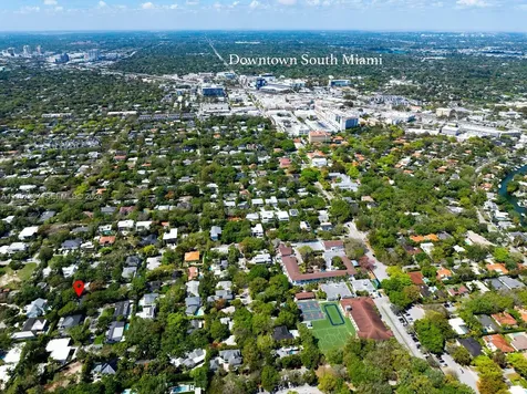 5100 SW 75th Street Miami FL 33143