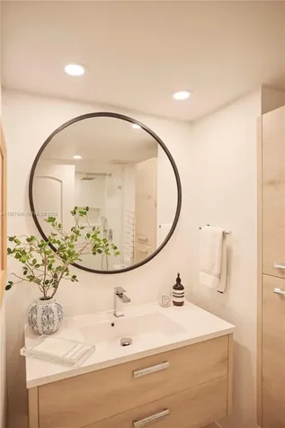 520 Brickell Key Drive Miami FL 33131