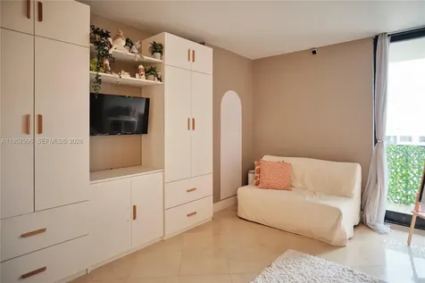 520 Brickell Key Drive Miami FL 33131