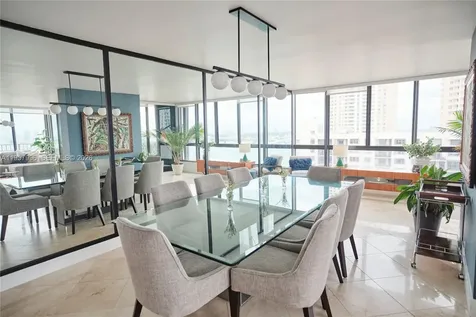 520 Brickell Key Drive Miami FL 33131