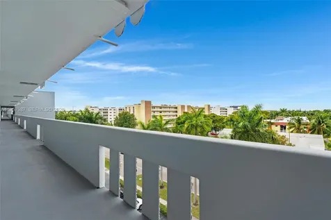 1000 NE 14th Avenue Hallandale Beach FL 33009