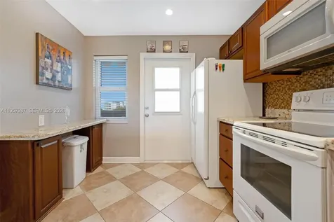 1000 NE 14th Avenue Hallandale Beach FL 33009