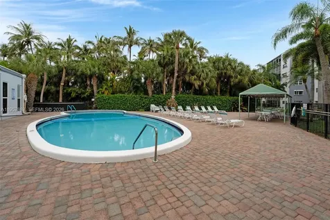 1000 NE 14th Avenue Hallandale Beach FL 33009