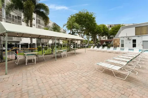 1000 NE 14th Avenue Hallandale Beach FL 33009