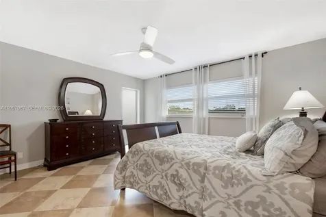1000 NE 14th Avenue Hallandale Beach FL 33009
