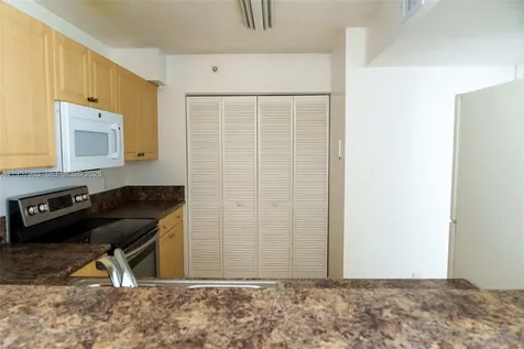 509 E Sheridan Street Dania Beach FL 33004