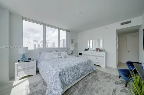 244 Biscayne Boulevard Miami FL 33132