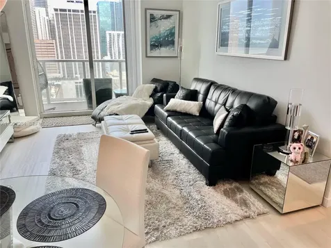 244 Biscayne Boulevard Miami FL 33132
