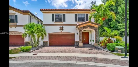8521 W 33rd Avenue Hialeah FL 33018