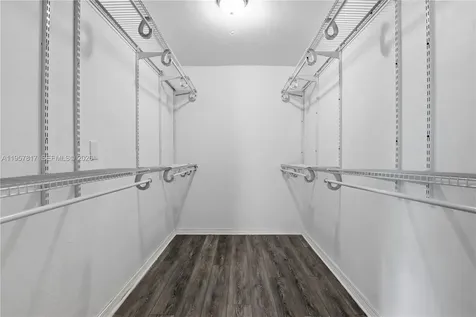 530 7th Street SW Naples FL 34117