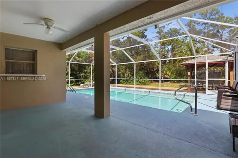 530 7th Street SW Naples FL 34117