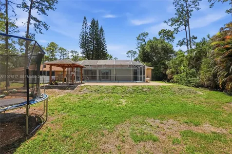 530 7th Street SW Naples FL 34117