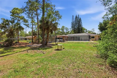 530 7th Street SW Naples FL 34117