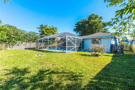 1128 W Rainwood Circle W Palm Beach Gardens FL 33410
