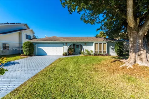 1128 W Rainwood Circle W Palm Beach Gardens FL 33410