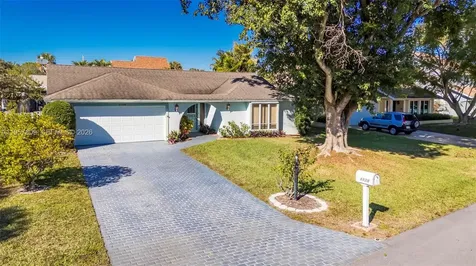 1128 W Rainwood Circle W Palm Beach Gardens FL 33410