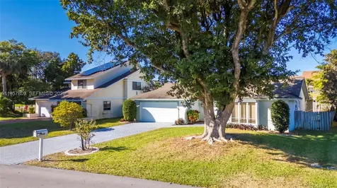 1128 W Rainwood Circle W Palm Beach Gardens FL 33410