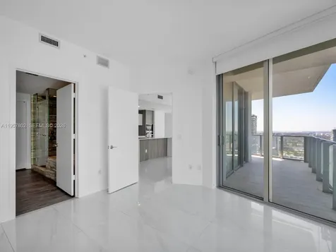 2900 NE 7th Avenue Miami FL 33137