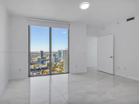 2900 NE 7th Avenue Miami FL 33137