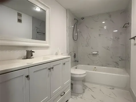 1705 Whitehall Drive Davie FL 33324