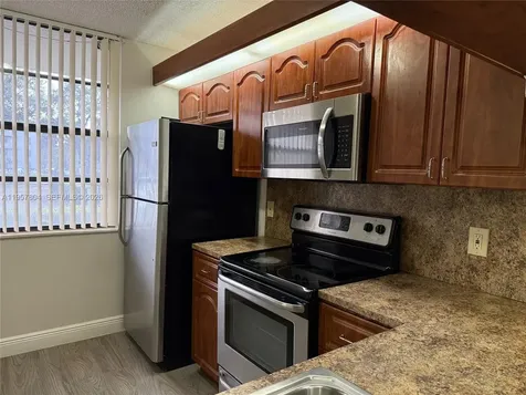 1705 Whitehall Drive Davie FL 33324