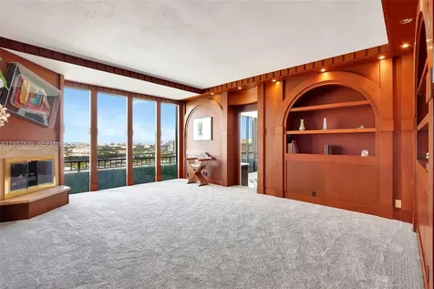 11113 Biscayne Boulevard Miami FL 33181