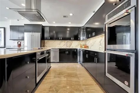 11113 Biscayne Boulevard Miami FL 33181