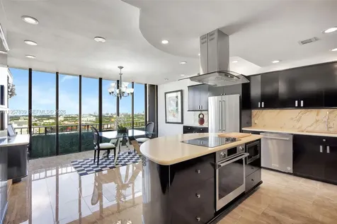 11113 Biscayne Boulevard Miami FL 33181