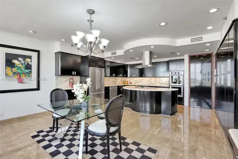 11113 Biscayne Boulevard Miami FL 33181