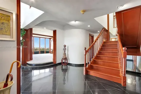 11113 Biscayne Boulevard Miami FL 33181