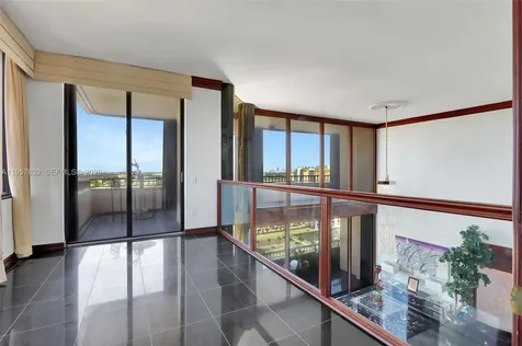 11113 Biscayne Boulevard Miami FL 33181