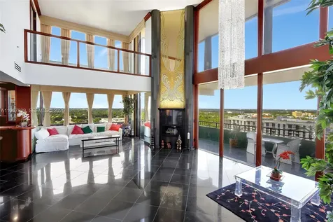 11113 Biscayne Boulevard Miami FL 33181