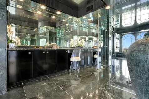 11113 Biscayne Boulevard Miami FL 33181