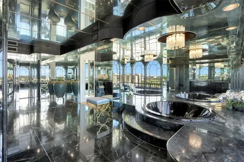 11113 Biscayne Boulevard Miami FL 33181