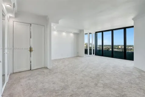 11113 Biscayne Boulevard Miami FL 33181