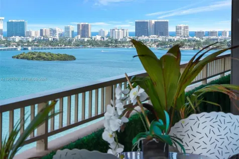 11113 Biscayne Boulevard Miami FL 33181