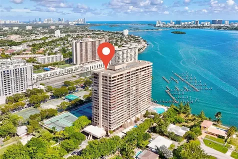 11113 Biscayne Boulevard Miami FL 33181