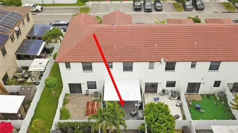 10628 W 33rd Way Hialeah FL 33018