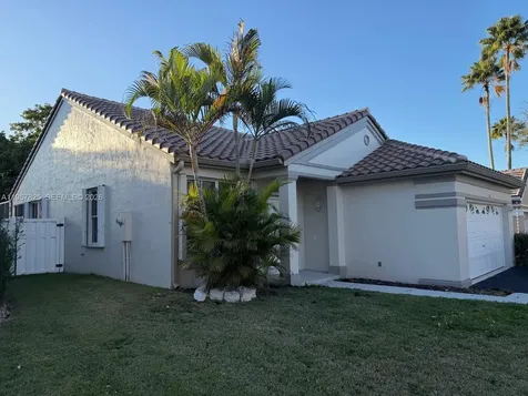 755 Falling Water Road Weston FL 33326