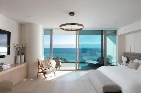 10203 Collins Avenue Bal Harbour FL 33154