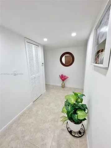 13953 Kendale Lakes Circle Miami FL 33183